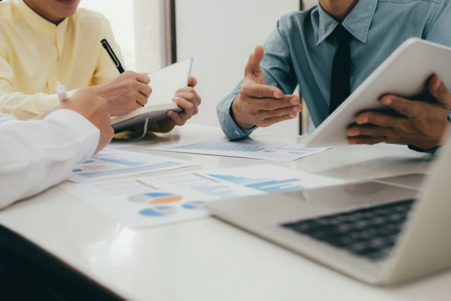 financial PR firm